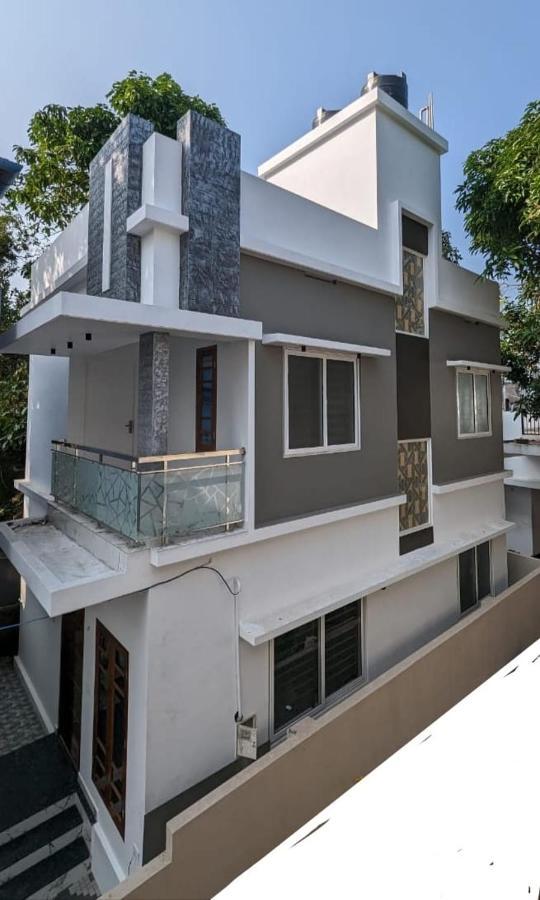 Azure Home Stay Kochi ภายนอก รูปภาพ