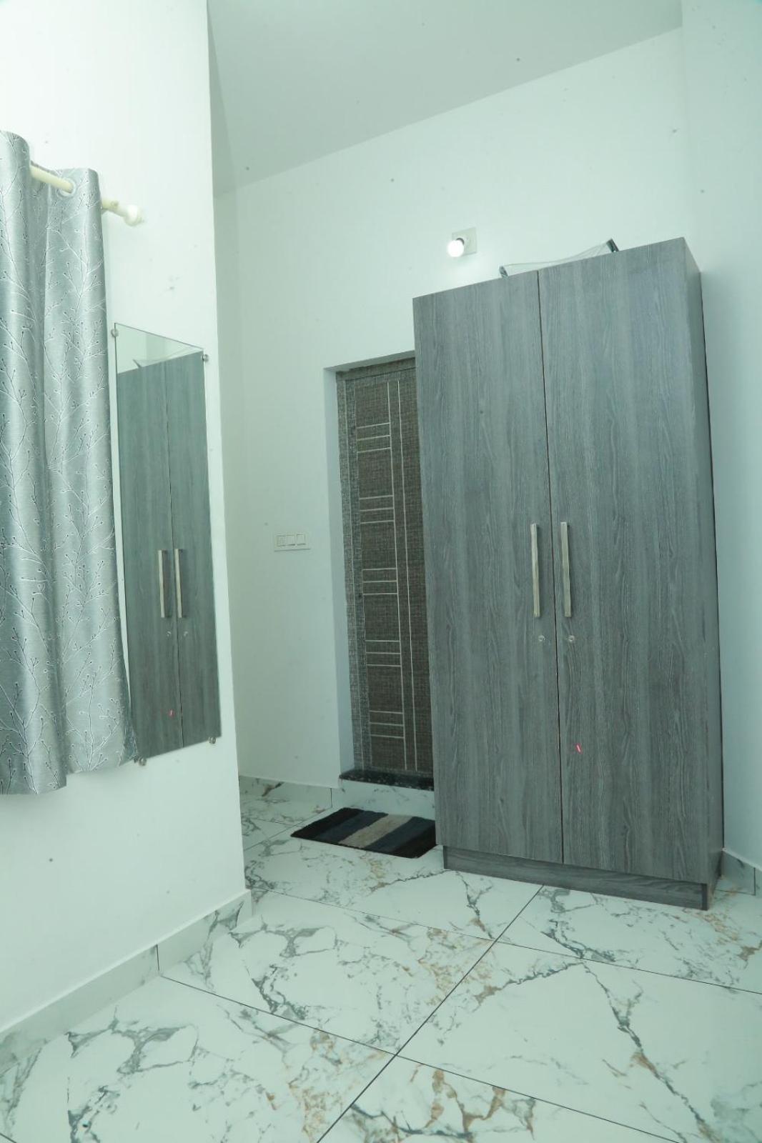 Azure Home Stay Kochi ภายนอก รูปภาพ